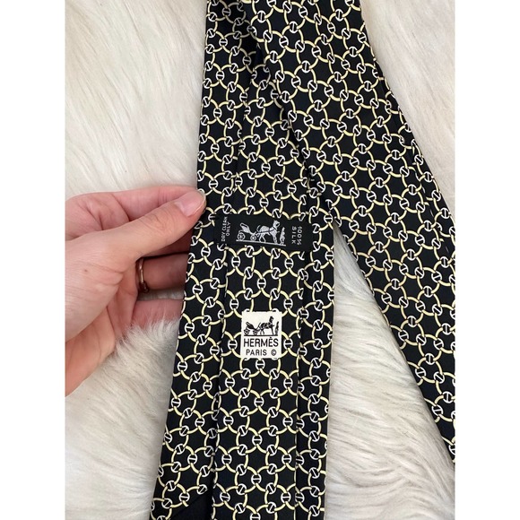 Hermes Chain Pattern Silk Tie - Picture 4 of 4